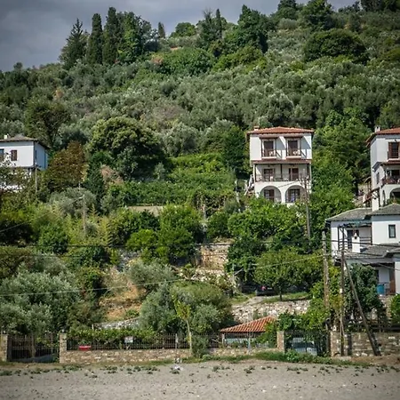 Beach House Chorefto Exterior photo